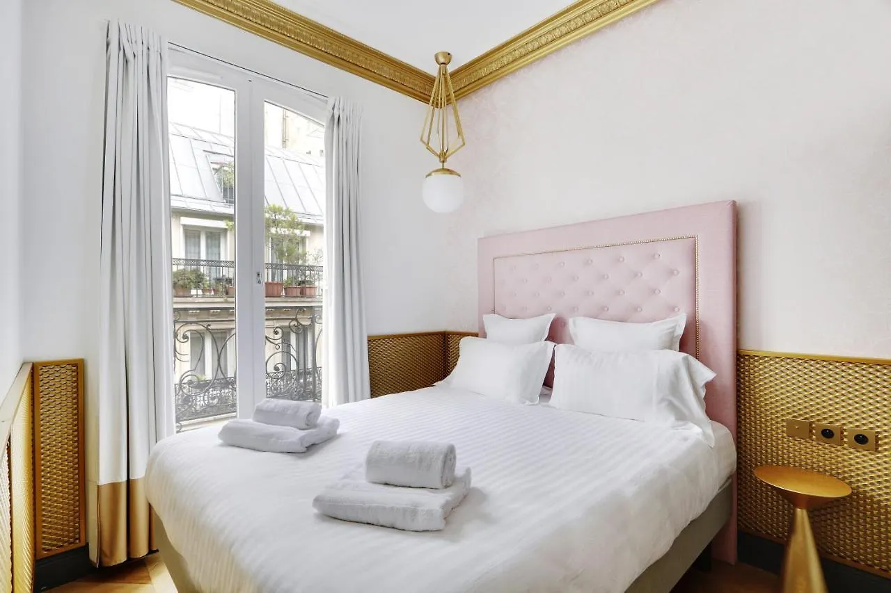 Pick A Flat's Apartments in Champs Elysées - Rue du Colisée París